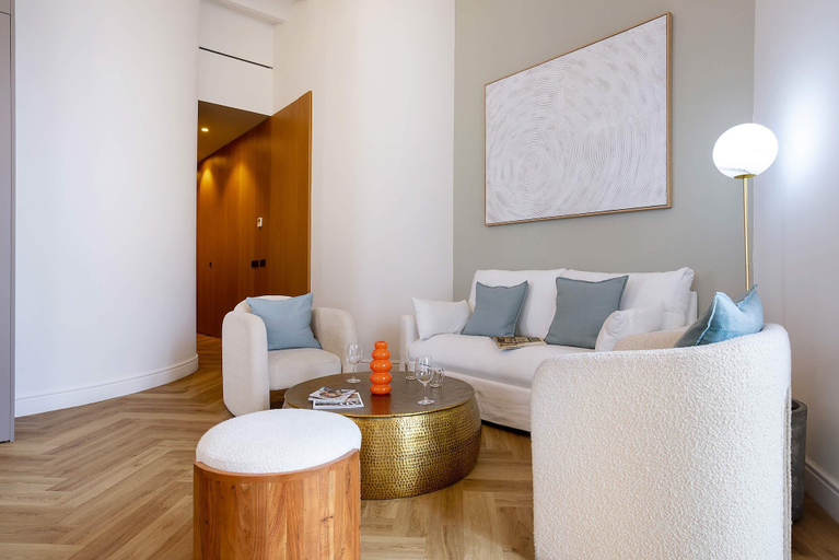 Living area 2, Spectacular 3BD Apart in Sevilla. Antonia Diaz IV, Sevilla