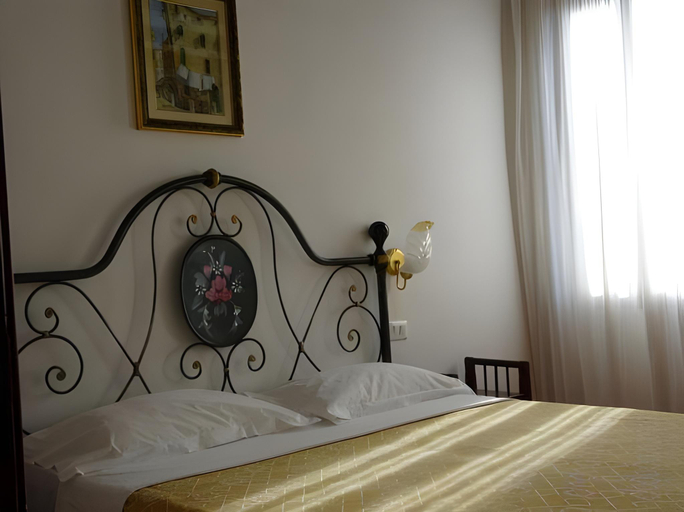 Bedroom 3, Minerva & Nettuno, Venezia