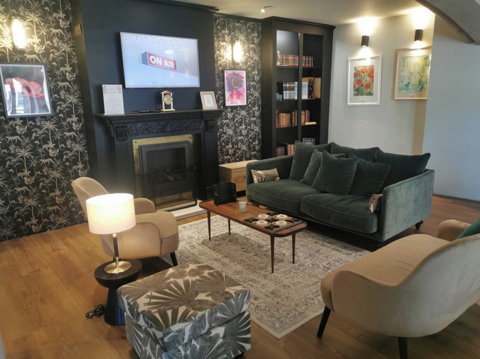 Lobby sitting area 2, Hôtel Normandy, Eure