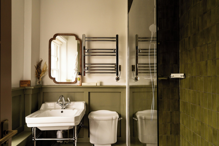 Bathroom 4, The Swan, West Sussex