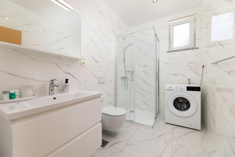 Bathroom 2, Apartments Jana, Krk
