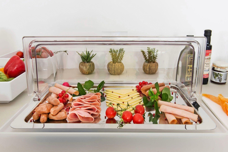 Food & Drinks 5, Central Fira Suites, South Aegean