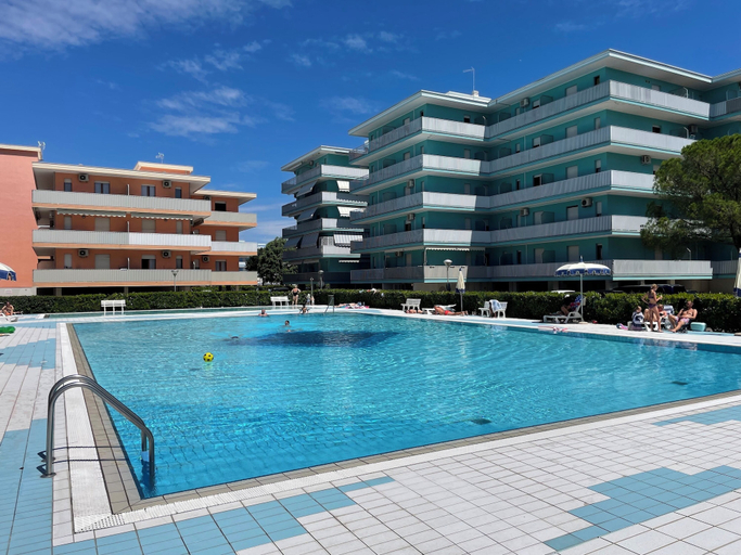 Pool 2, Enjoy a Family Friendly Getaway, Venezia