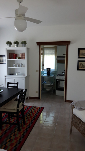 Others 2, Apartment With Garden and Private Parking, Como