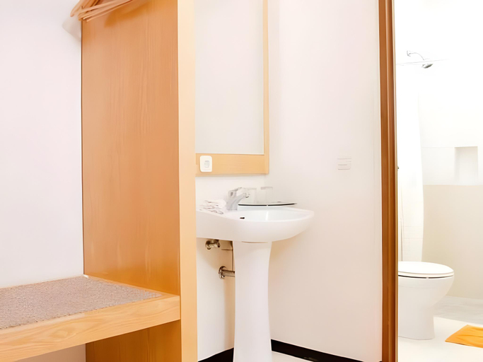 Bathroom, Hotel Kings Kudus, Kudus