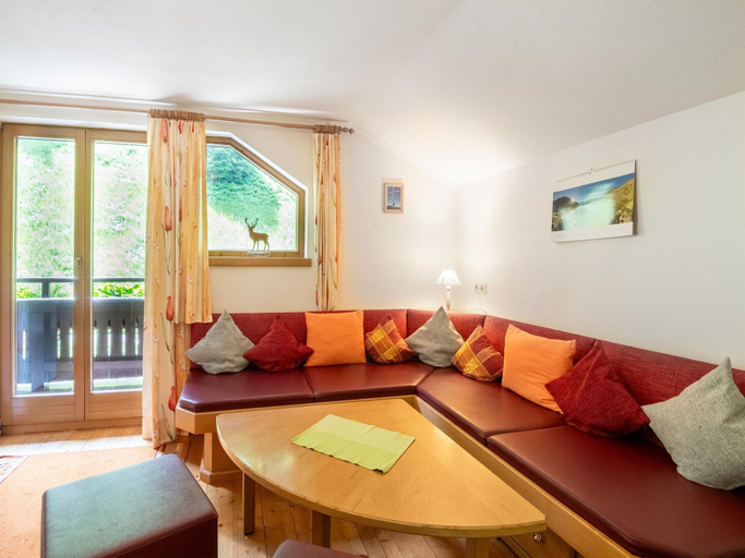 Others 2, Chalet in Tirol by Zillertal Ski Slopes, Schwaz
