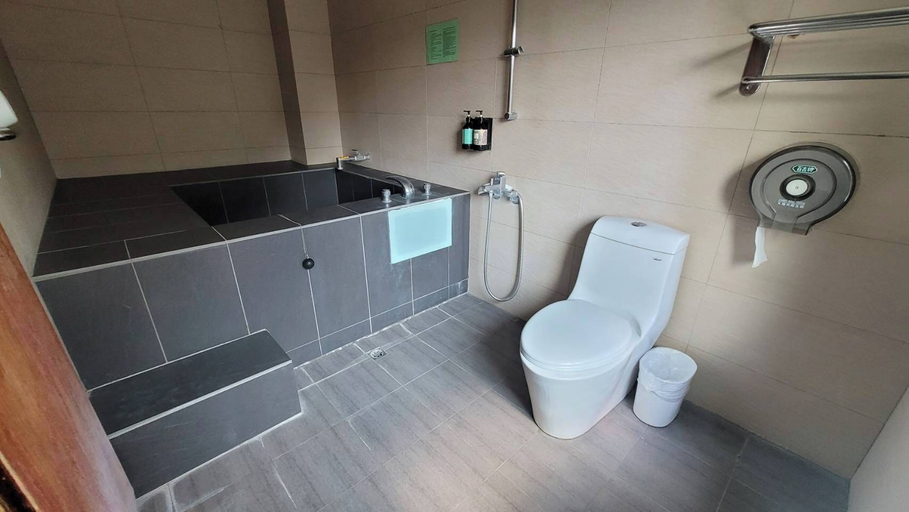 Bathroom 4, Xiangting homestay, Nantou