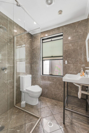 Bathroom 3, Azzurro Boutique Hotel - Surry Hills, Sydney