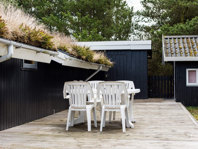 Others 4, 6 person holiday home in Blåvand, Varde