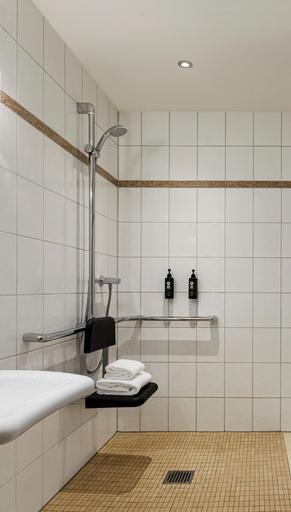 Bathroom 5, Ramada by Wyndham Duesseldorf Ratingen, Mettmann