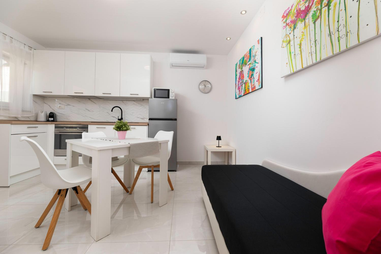 Others 4, Apartments Jana, Krk
