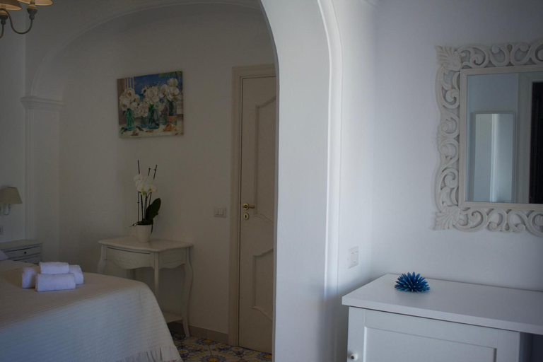 Bedroom 3, Villa Cristina, Napoli