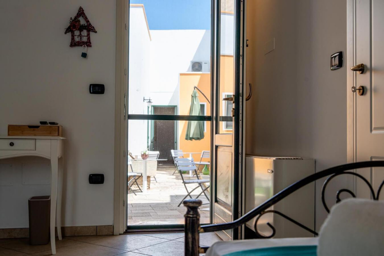 Others 5, La Corte & Le Stelle, Lecce