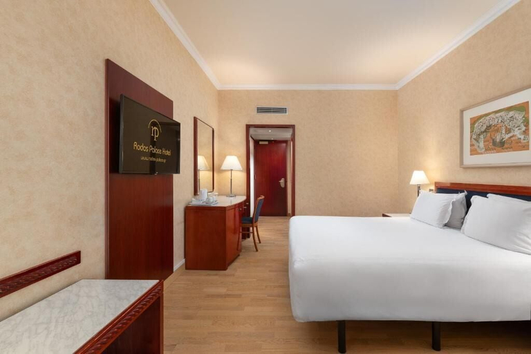 Bedroom 4, Rodos Palace Hotel, South Aegean