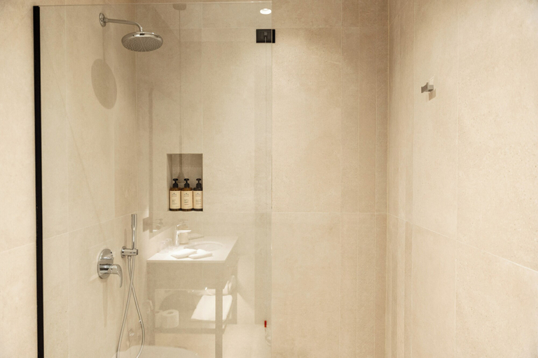 Bathroom 5, Grand Duka Hotel & Spa, Durrësit