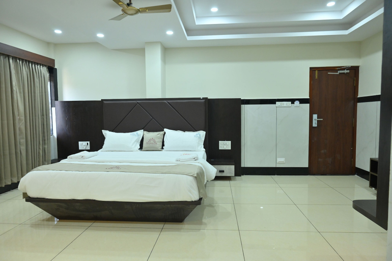 Room 4, Kamath Yatri Nivas Plus, Uttara Kannada