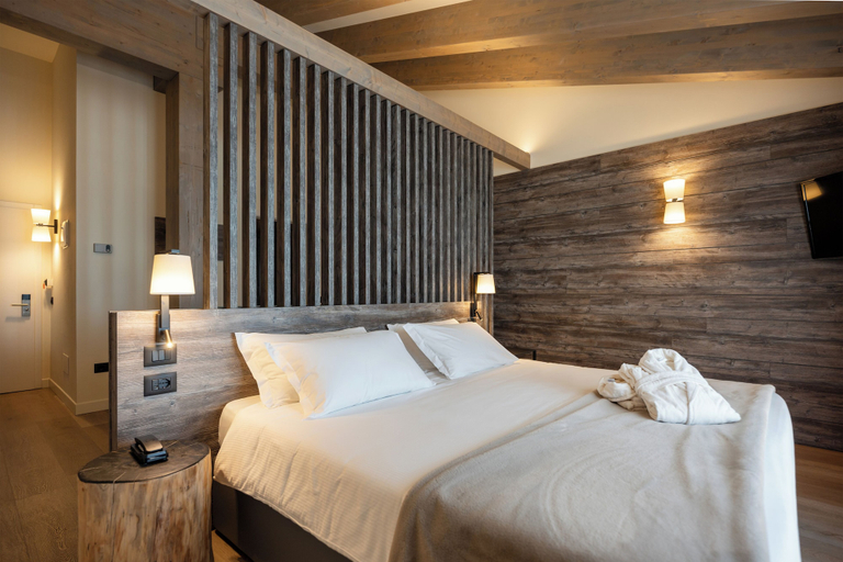Bedroom 5, Hotel delle Alpi, Trento