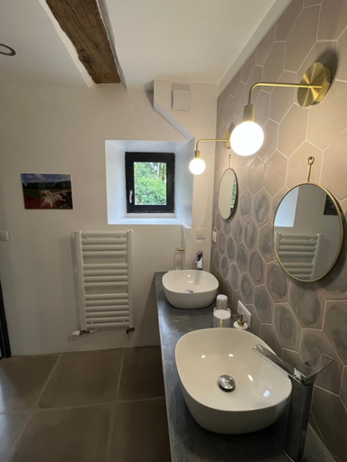 Bathroom 5, Chambres d'hôtes La Cardonnié, Tarn