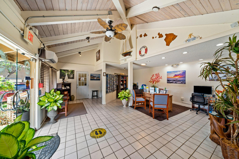Public Area 2, Maui Schooner Resort, Maui