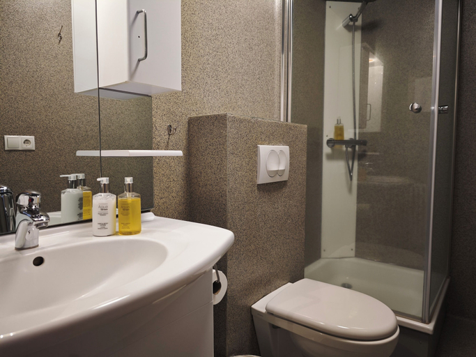 Bathroom 4, Hotel Tindastóll and Annex, Sveitarfélagið Skagafjörður