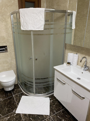 Bathroom, Balekoglu, Merkez