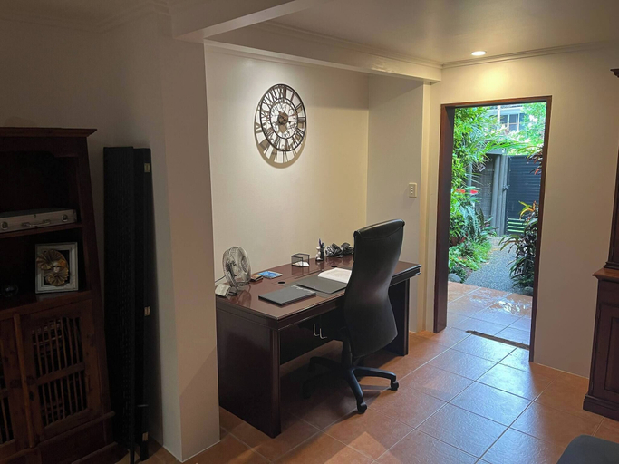 Interior 4, Oasis Leafy Whitfield, Cairns