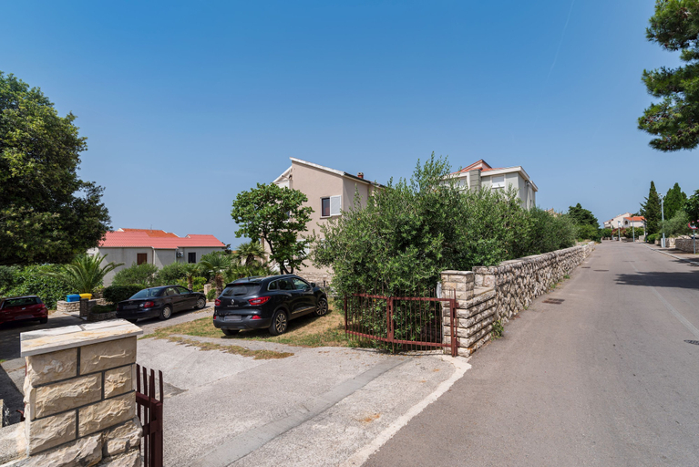 Exterior & Views 2, Apartment Ljubica With Nice Garden 1, Novalja