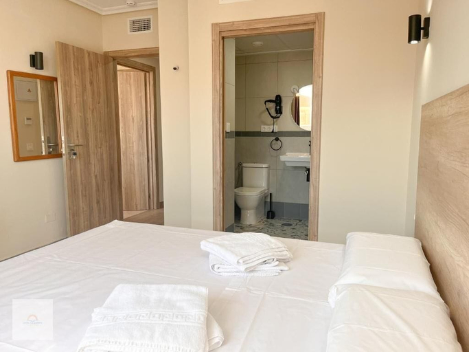 Bedroom 5, HOTEL LA MARINA, Alicante