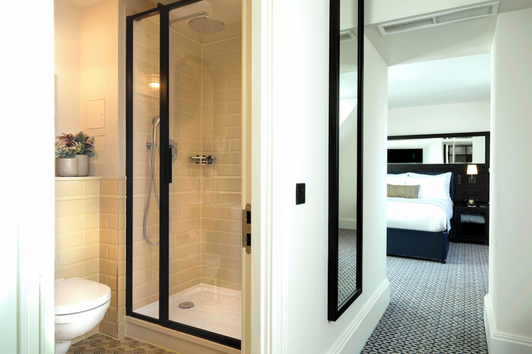 Bathroom 4, The Grand Hotel Birmingham, Birmingham