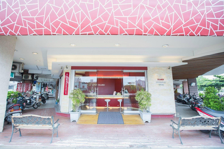 Exterior & Views 2, Talmud Hotel Gongyuan, Taichung