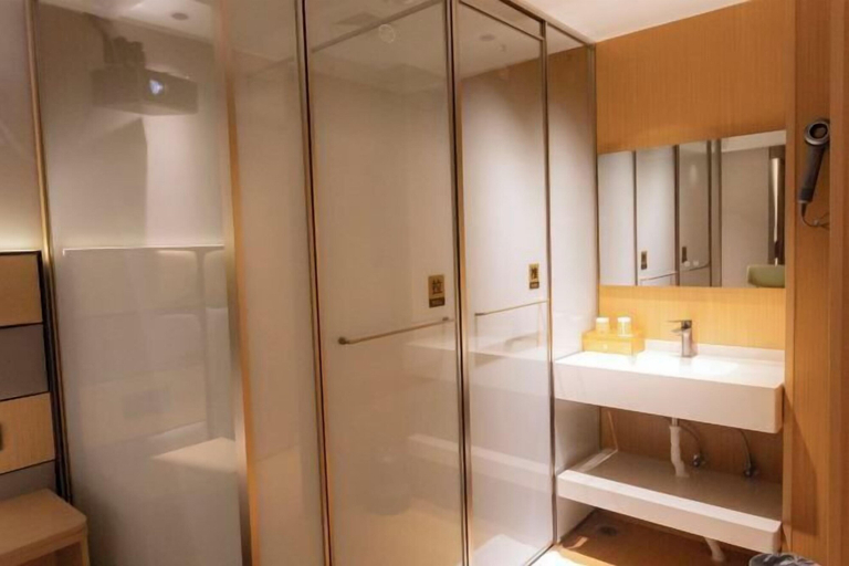 Bathroom 4, Baihua Holiday Hotel, Zhaoqing