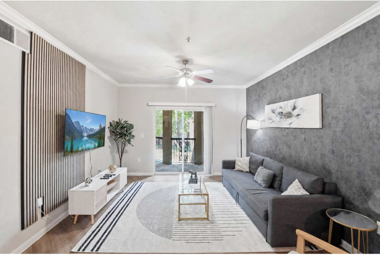 Living area 3, Inwoods Park by Stylish Stays, Dallas