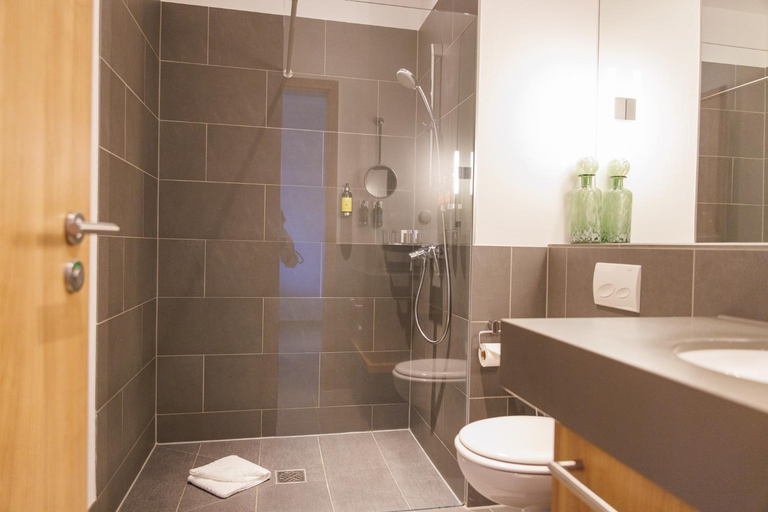 Bathroom 5, Das Marienhoh, Birkenfeld