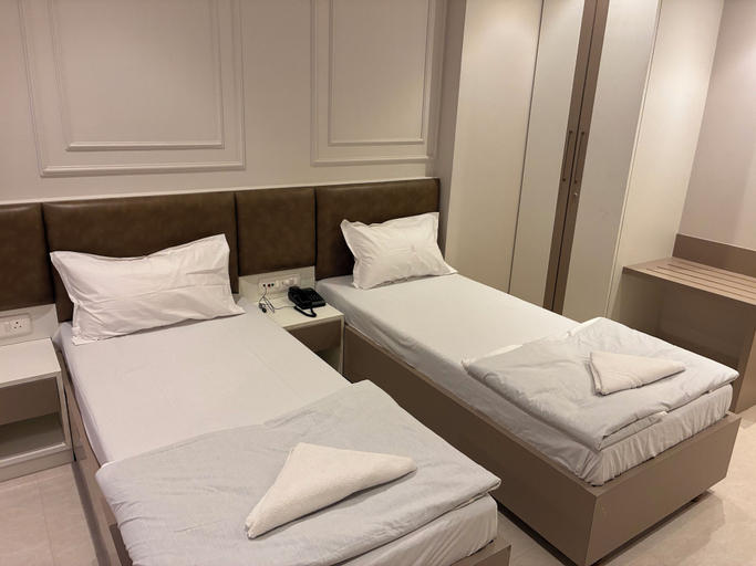 Room 5, Swarn Hotel, Kolkata
