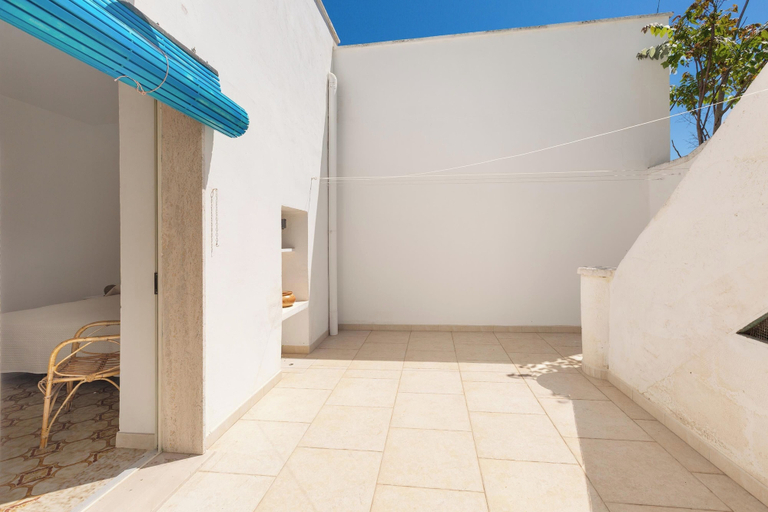Front of property 5, 2957 Casa Uccio by Barbarhouse, Taranto