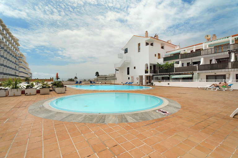 Front of property, Gran Penthouse Luxury The 307 Parque Royal 1 Wiffi y Jacuzzi, Santa Cruz de Tenerife
