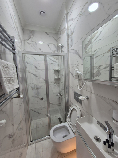 Bathroom 5, Verseca Hotel, Fatih