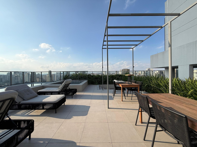 Outdoor dining, Level Brooklin, São Paulo