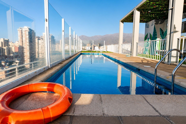 Pool 5, San Isidro 635, Cordillera