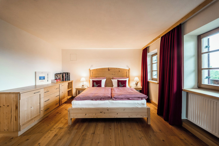 Bedroom 4, Das Achental Resort, Traunstein