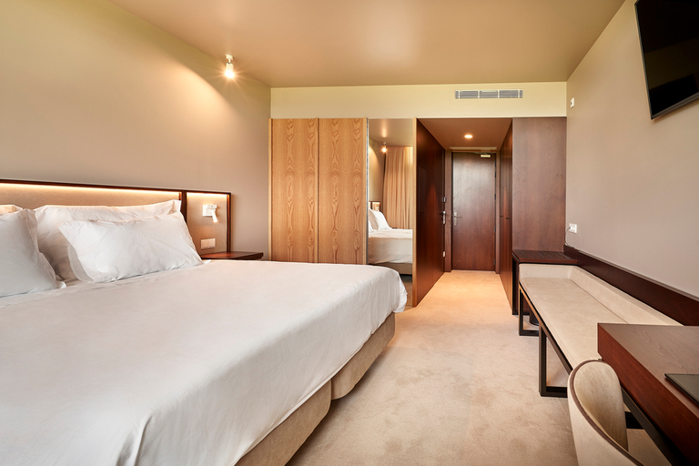 Bedroom 3, The Vinea Collection Hotel, Monção