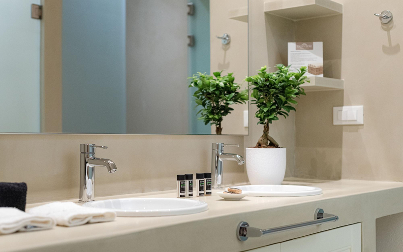 Bathroom 4, Casa Di Fiori Andros Suites, South Aegean