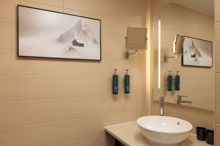 Bathroom 5, Hilton Garden Inn Davos, Prättigau/Davos