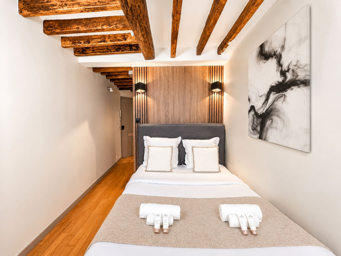 Bedroom 2, 1619 Colombier, Paris