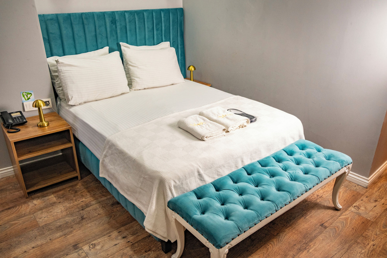 Bedroom 4, Kadikoy Viva Hotel, Kadıköy