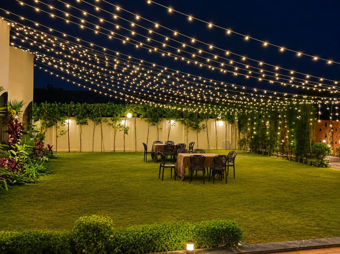 Garden 3, Nakshatra Aura, Indore