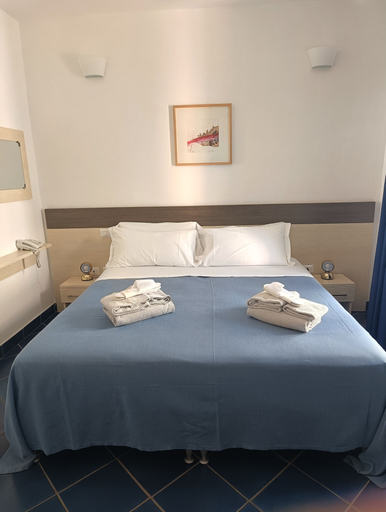 Bedroom 3, TUAREG Hotel, Taranto