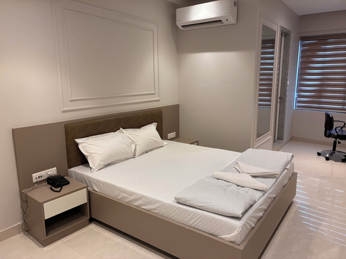 Room 4, Swarn Hotel, Kolkata