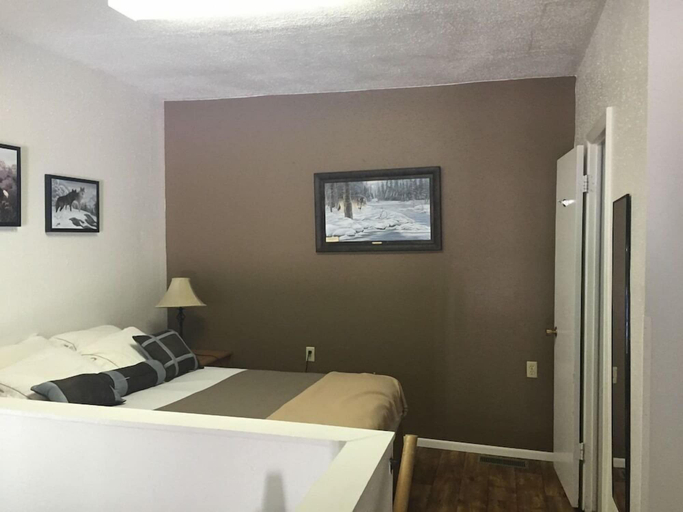 Bedroom 4, The Brookside Motel Keystone Near Mt Rushmore, Pennington