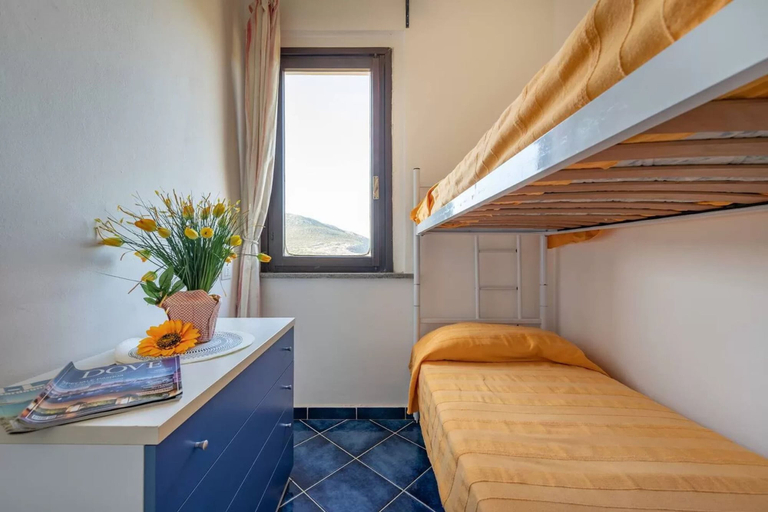 Room 5, A few Steps La Pelosa Beach, Sassari
